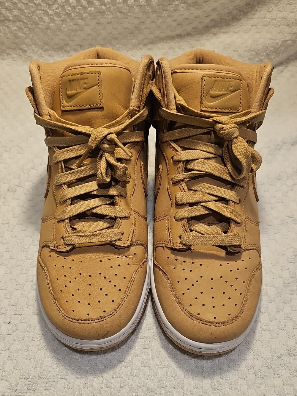 Nike Men’s High-Top Sneakers in Tan/White